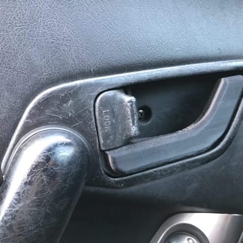 Hyundai Coupe/Tiburon/Tuscani GK 2001-2008 iç kapı kolu 1028