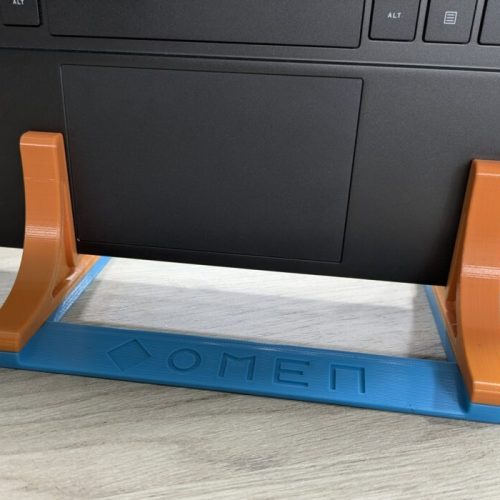 HP OMEN 15 (2020) dikey stand
