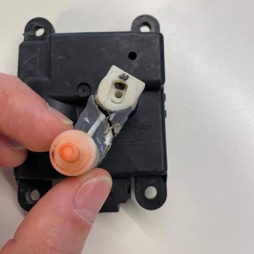 Honda civic Hb Klima sıcak soğuk açma kapatma plastik klipsi 000058