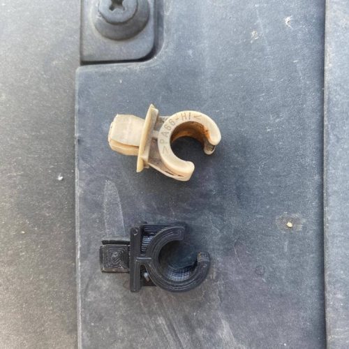Seat Leon Ön Kaput Demir klipsi 2006 – 2012